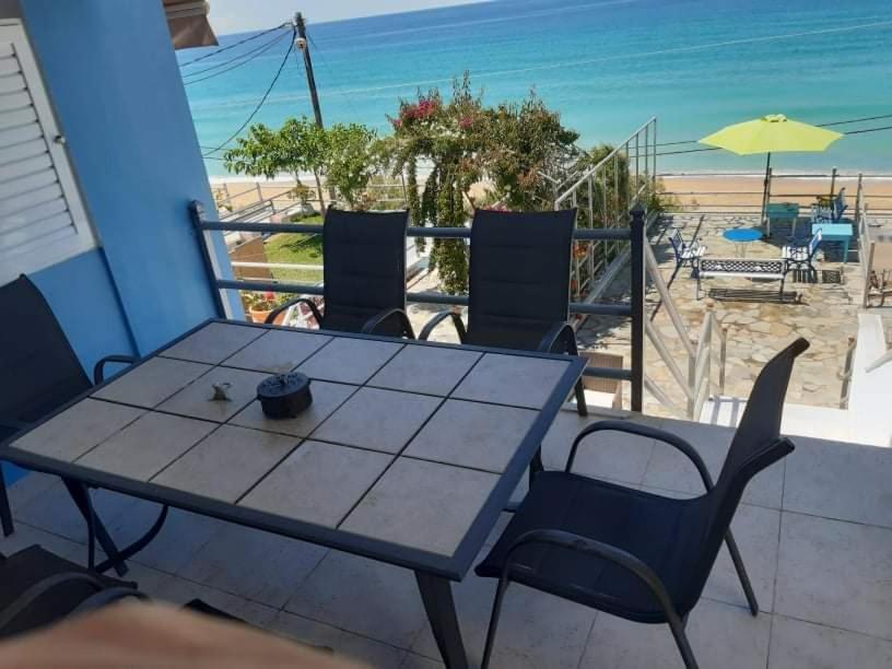 Whole Apartment In Loutsa With Amazing View Exterior foto