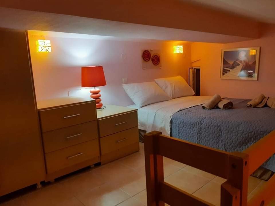 Whole Apartment In Loutsa With Amazing View Exterior foto